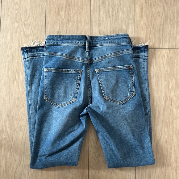 Pilcro | Slim Straight Cigarette Distressed Denim Jeans - Picture 2 of 8